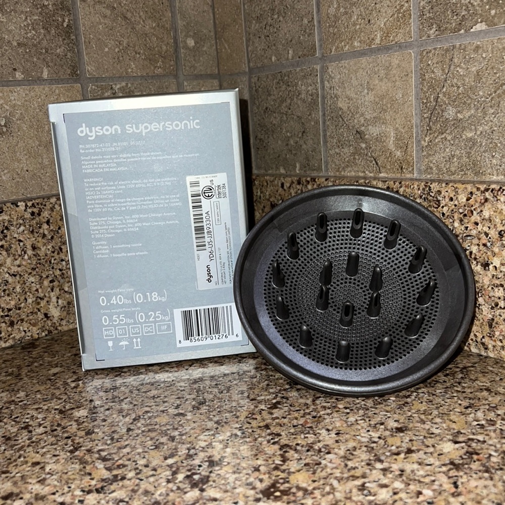 NIB Authentic Dyson Supersonic Diffuser Hair Dryer Attachment